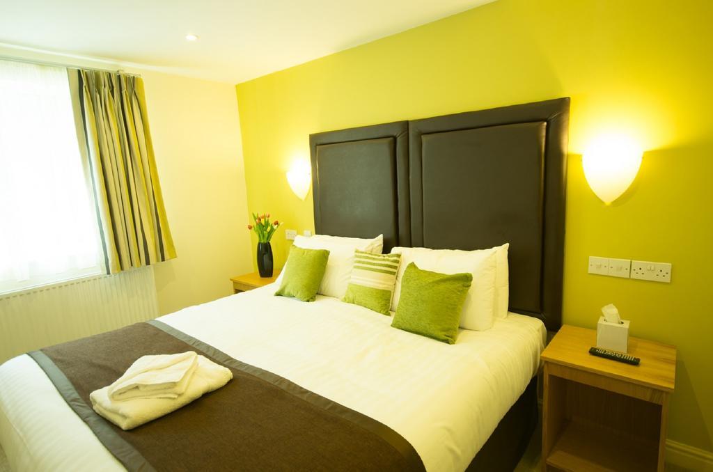 Wakefield Limes Lodge Екстер'єр фото